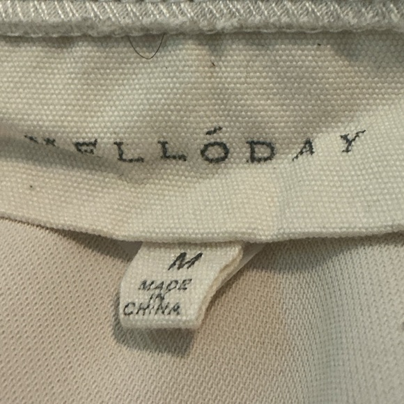 MELLODAY Cream V-Neck Blouse - Picture 5 of 5
